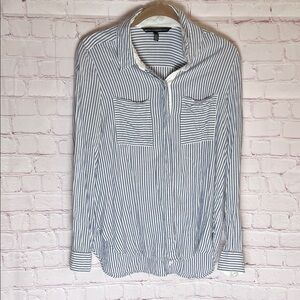 White House Black Market Striped Button-Up Shirt Woman’s Size 8‎